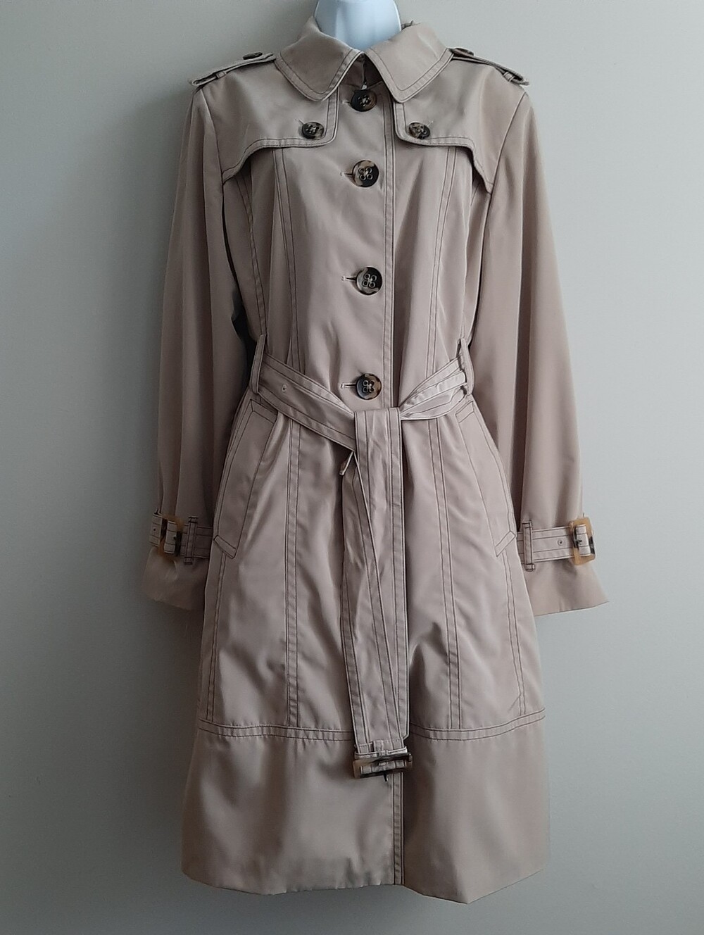 East 5th Tan Trench Coat Size Large